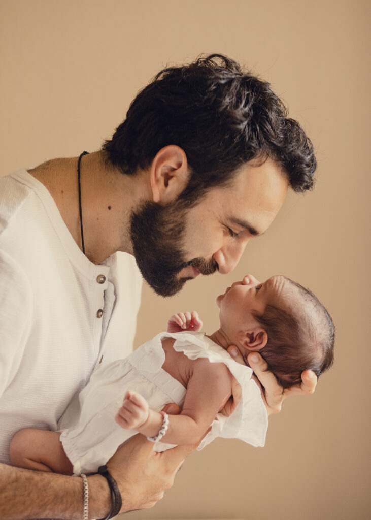 How to Plan Your Newborn Photoshoot. Photo by Jessica Sidenros